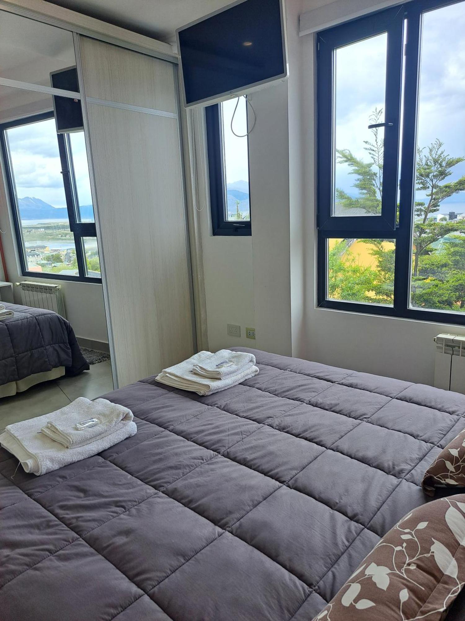 Alem 3C Apartment Ushuaia Bagian luar foto